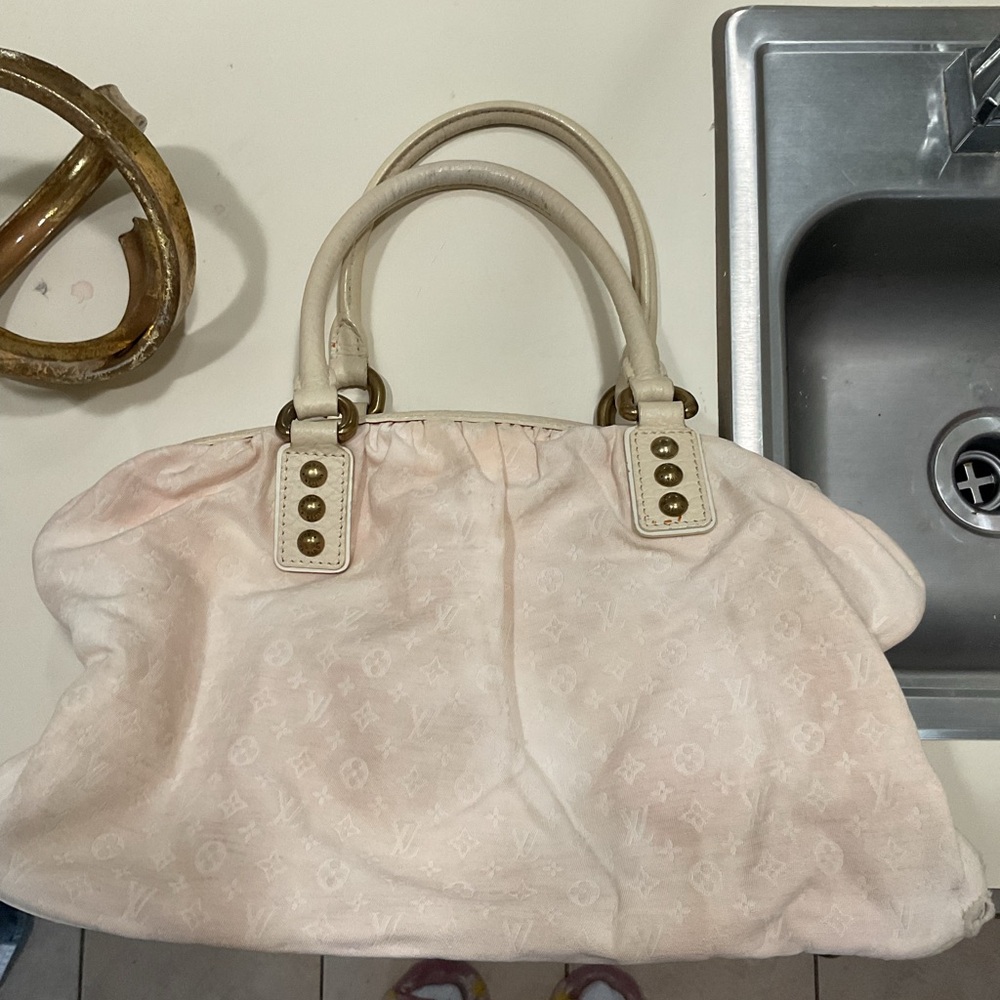 Louis Vuitton Pink Monogram Mini Lin trapeze gm